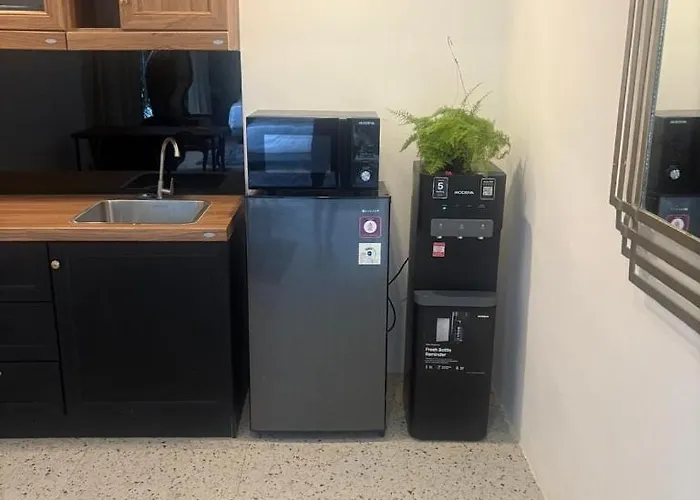 New, Modern 1br, Quiet-kitchen-worspace-100mb * ペチャトゥ